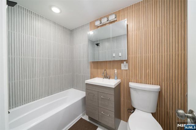 1306 27th Street 2, North Bergen, NJ 07047