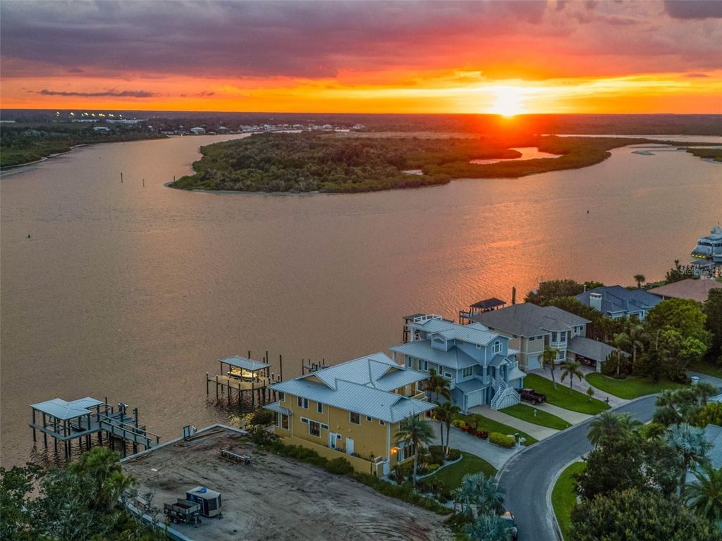 Image 32 of property listing at 2012 SPYGLASS LANE, New Smyrna Beach, FL 32169