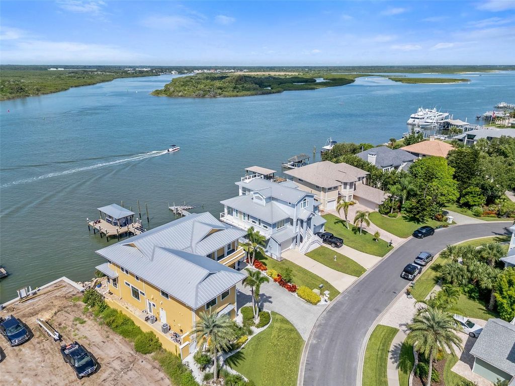 Image 5 of property listing at 2012 SPYGLASS LANE, New Smyrna Beach, FL 32169