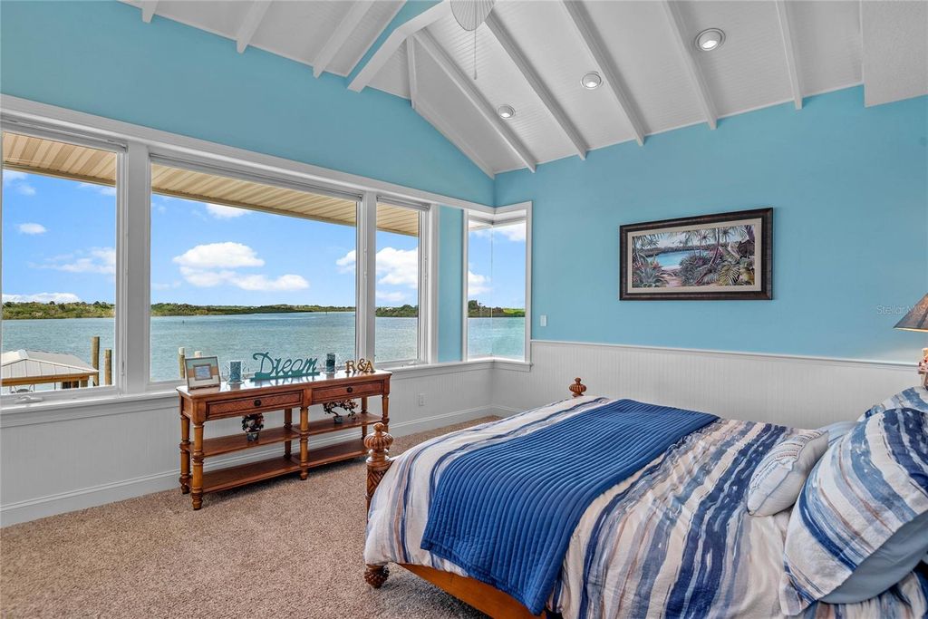Image 44 of property listing at 2012 SPYGLASS LANE, New Smyrna Beach, FL 32169