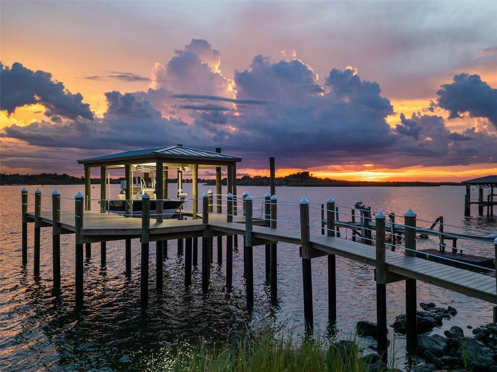 Image 71 of property listing at 2012 SPYGLASS LANE, New Smyrna Beach, FL 32169