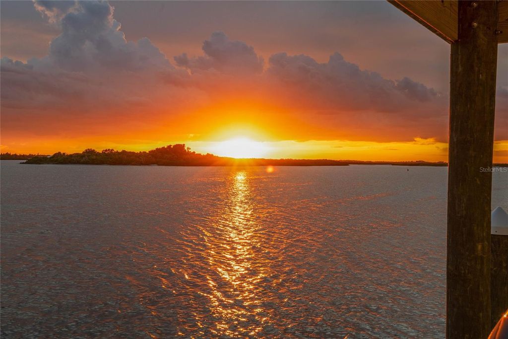 Image 76 of property listing at 2012 SPYGLASS LANE, New Smyrna Beach, FL 32169