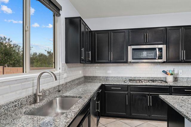 19 E Placita Casal, Sahuarita, AZ 85629