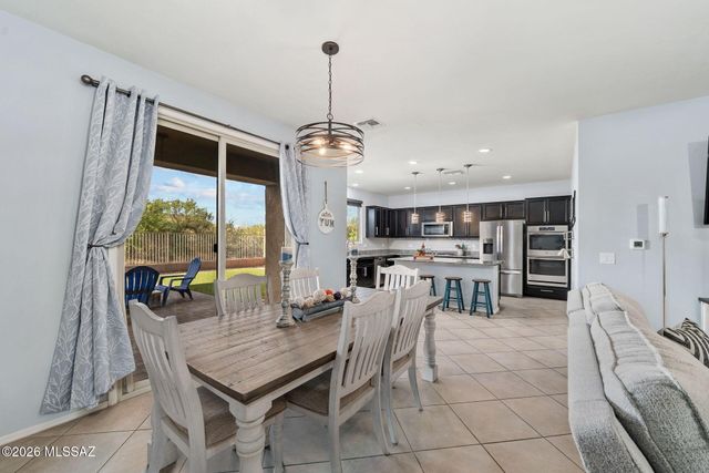 19 E Placita Casal, Sahuarita, AZ 85629