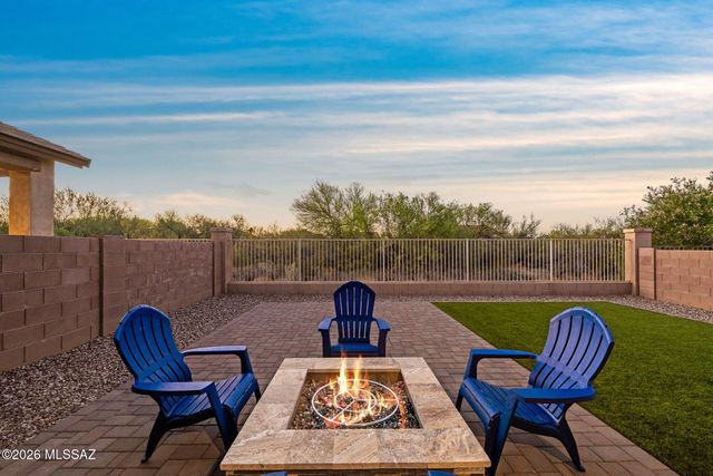 19 E Placita Casal, Sahuarita, AZ 85629