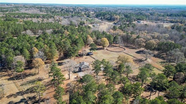 142 Carr Road, Lagrange, GA 30241