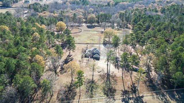 142 Carr Road, Lagrange, GA 30241