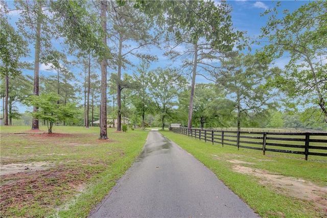 142 Carr Road, Lagrange, GA 30241