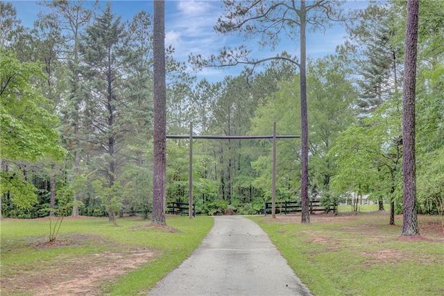 142 Carr Road, Lagrange, GA 30241