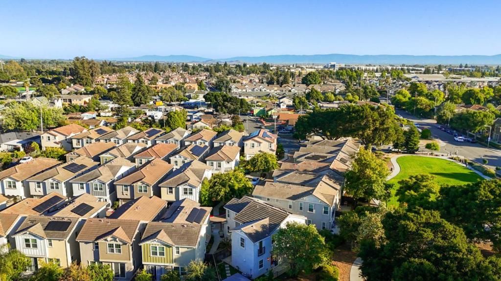 Image 37 of property listing at 24228 Nora Circle, Hayward, CA 94545