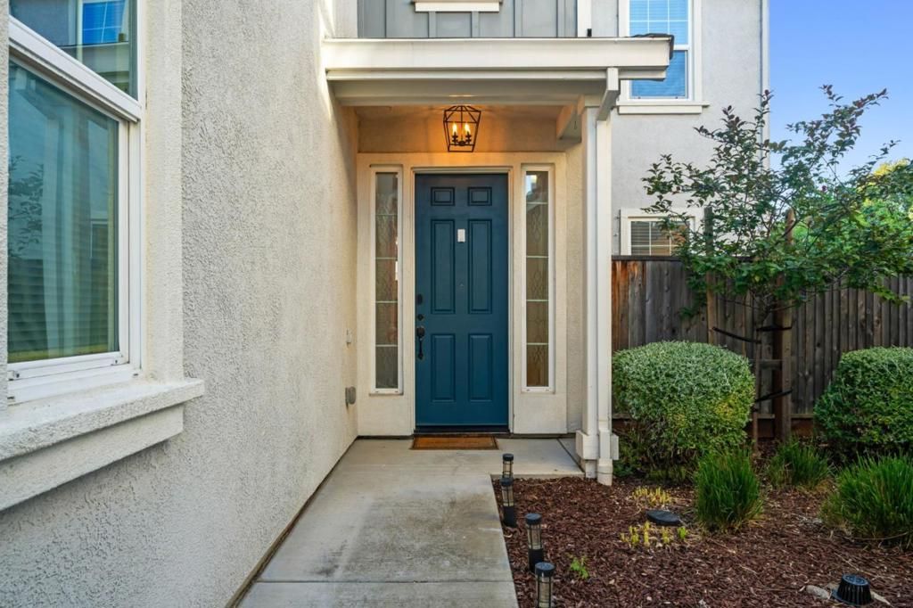 Image 4 of property listing at 24228 Nora Circle, Hayward, CA 94545