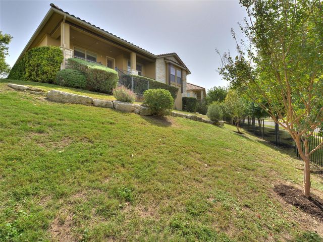 315 Bonaire CT, Lakeway, TX 78738