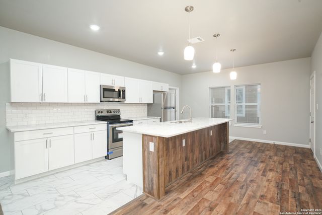 3723 Commercial Ave, San Antonio, TX 78221