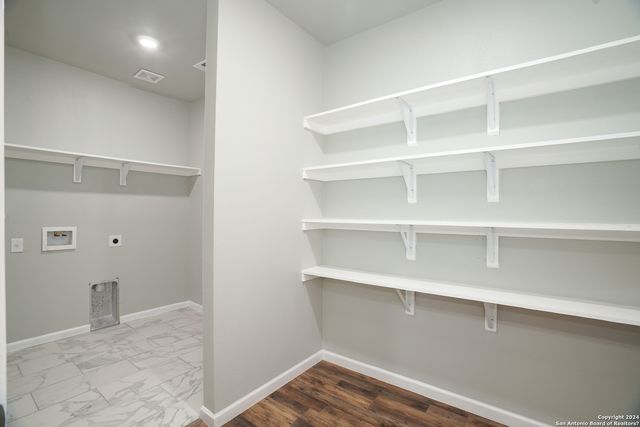 3723 Commercial Ave, San Antonio, TX 78221