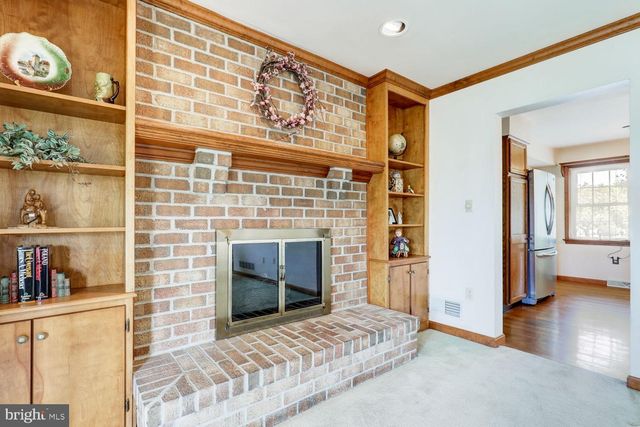 231 CYPRESS LN, New Holland, PA 17557