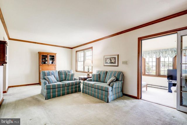 231 CYPRESS LN, New Holland, PA 17557
