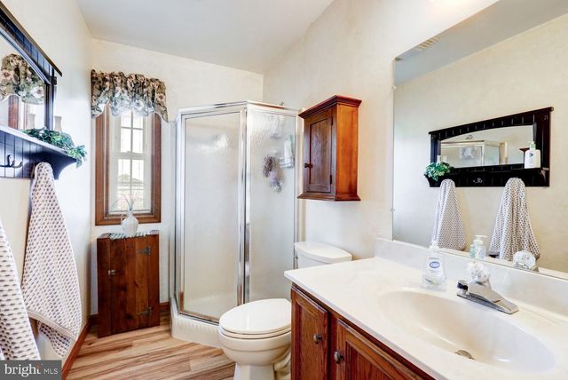 231 CYPRESS LN, New Holland, PA 17557