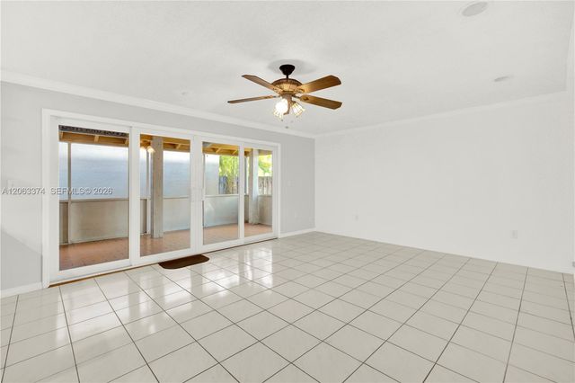 10825 SW 91st Ln, Miami, FL 33176