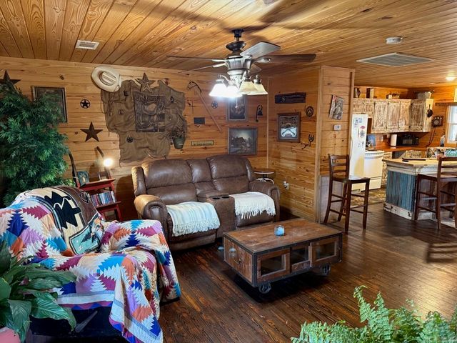 501 S Woodlawn Avenue, Hazen, AR 72064