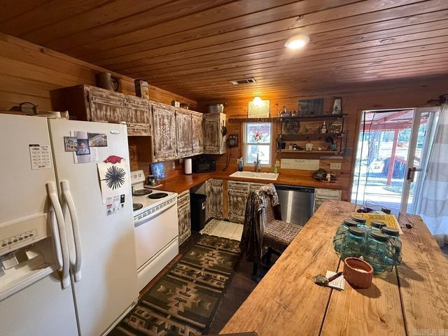 501 S Woodlawn Avenue, Hazen, AR 72064