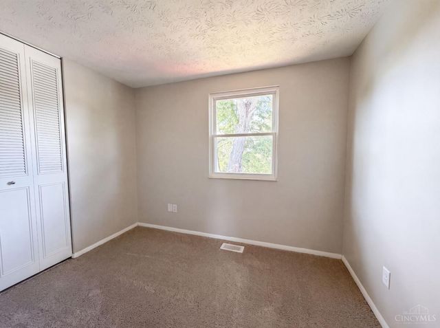 2838 Saturn Drive, Fairfield, OH 45014