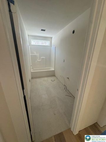 2075 Flint Hill Road, Upper Saucon Twp, PA 18036