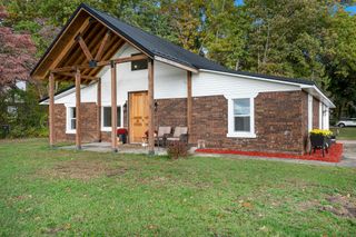 71599 State Line Road, Edwardsburg, MI 49112