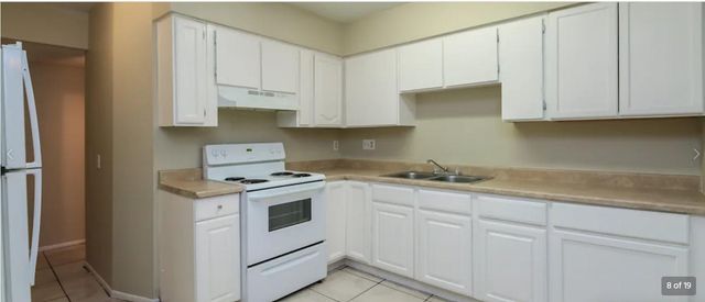 2226 W Hidalgo Avenue, Phoenix, AZ 85041