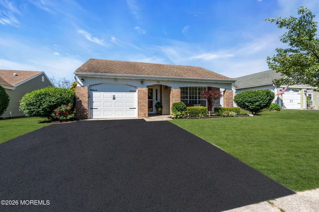 52 Greenwich Avenue, Manchester, NJ 08759