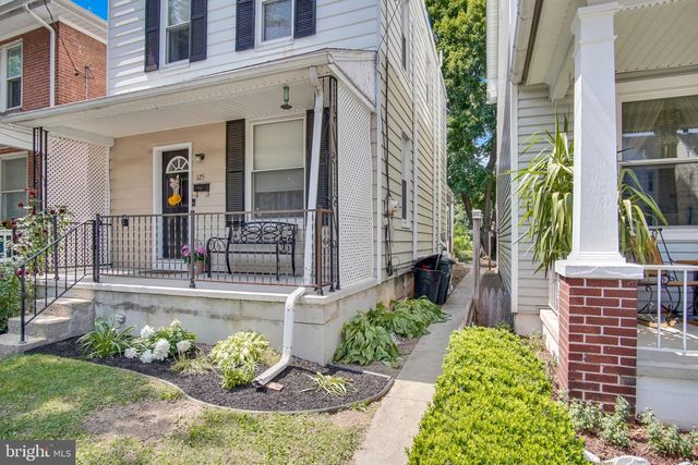125 BOSLER AVE, Lemoyne, PA 17043
