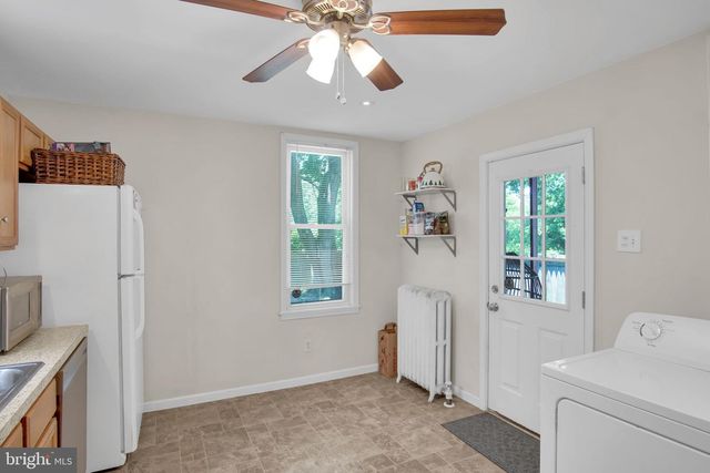 125 BOSLER AVE, Lemoyne, PA 17043