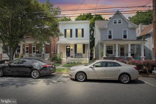 125 BOSLER AVE, Lemoyne, PA 17043