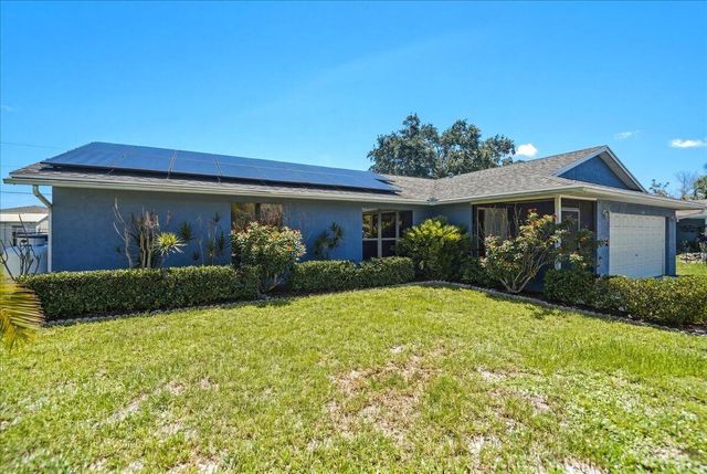 465 SE Asbury Lane, Port St. Lucie, FL 34983