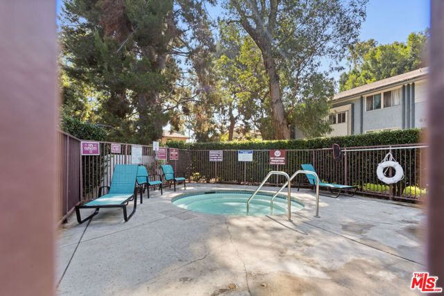 5830 Bowcroft Street 4, Los Angeles, CA 90016