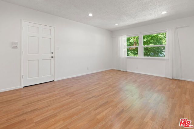 5830 Bowcroft Street 4, Los Angeles, CA 90016