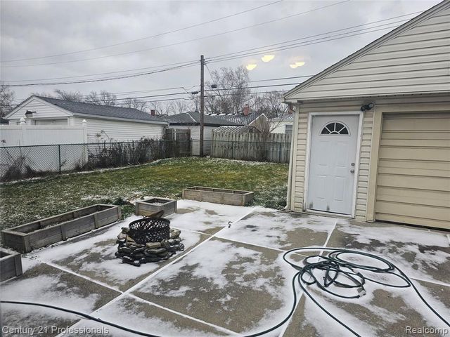 30731 Mackenzie Drive, Westland, MI 48185