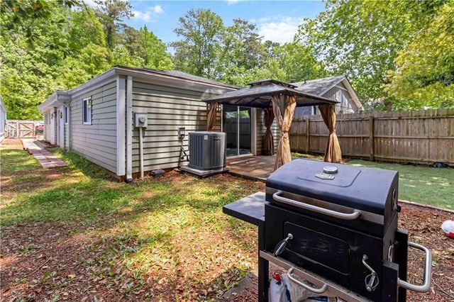 2958 Chipmunk Trail SE, Marietta, GA 30067