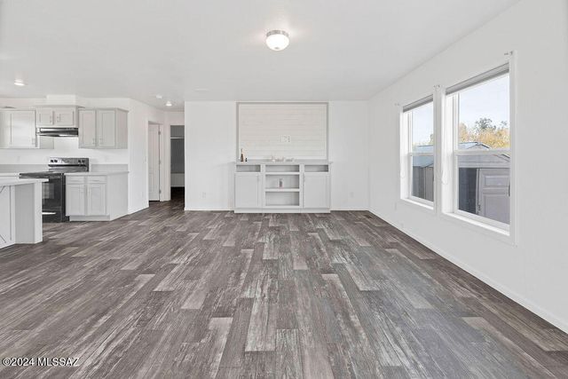 9405 S Vicki Drive, Tucson, AZ 85736