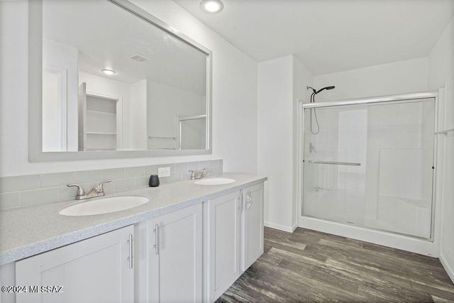 9405 S Vicki Drive, Tucson, AZ 85736