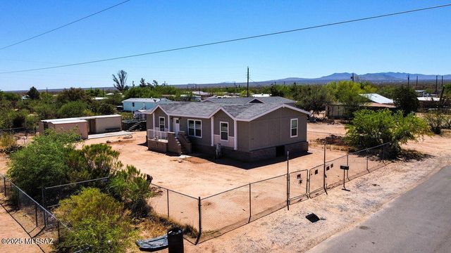 9405 S Vicki Drive, Tucson, AZ 85736