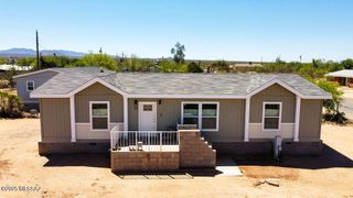 9405 S Vicki Drive, Tucson, AZ 85736