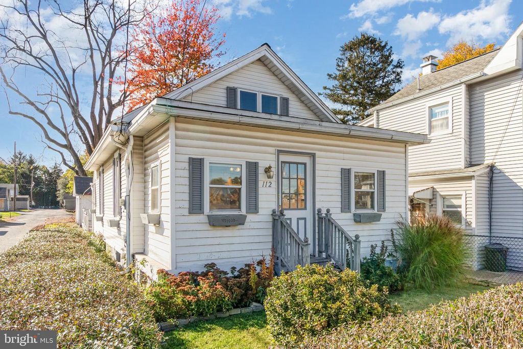 112 S WASHINGTON STREET, Mechanicsburg, PA 17055