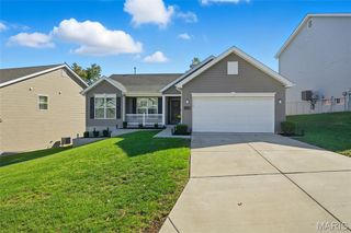 714 Winding Bluffs Drive, Fenton, MO 63026
