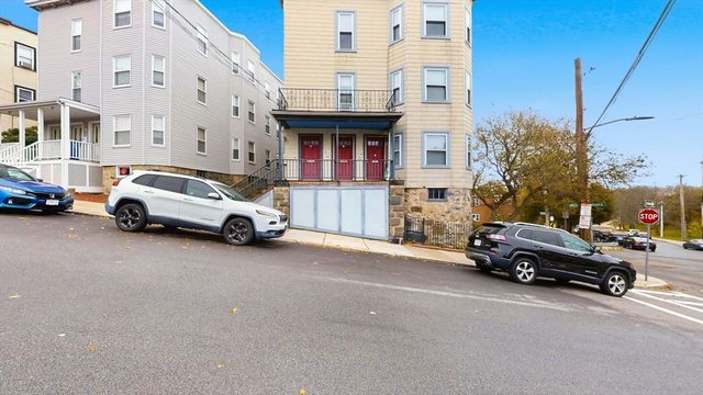 1 Orient Ave 2B, Boston, MA 02128