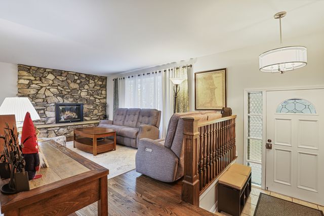 7330 170th Place, Tinley Park, IL 60477