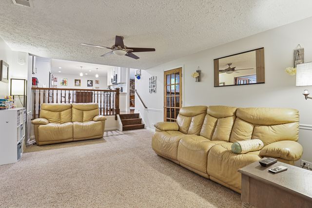 7330 170th Place, Tinley Park, IL 60477