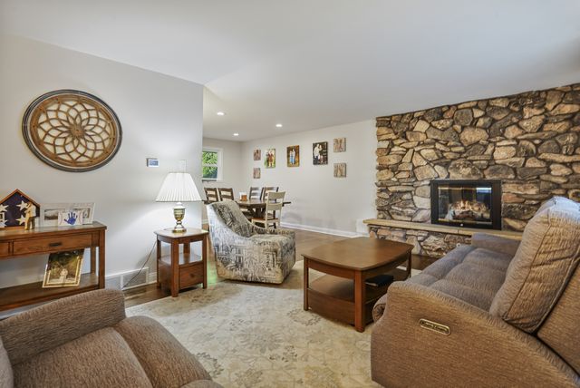 7330 170th Place, Tinley Park, IL 60477