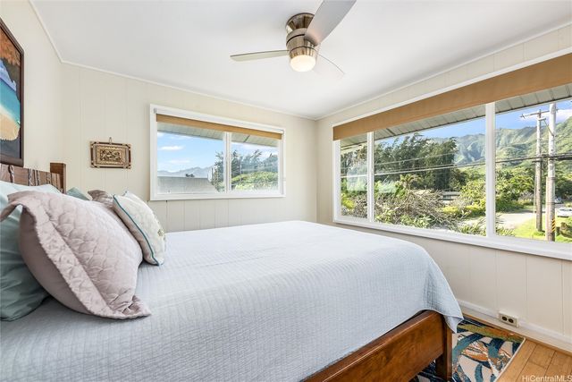 53-837 Kamehameha Highway, Hauula, HI 96717