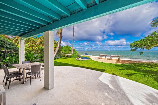 53-837 Kamehameha Highway, Hauula, HI 96717