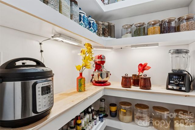 18808 Avery Park Drive, Cornelius, NC 28031